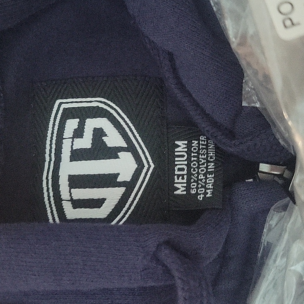 NWT women's NFL Denver Broncos full zip Hoodie! Retails $80 M - Picture 3 of 3
